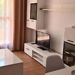 Sofia La Mata 2 Apartment